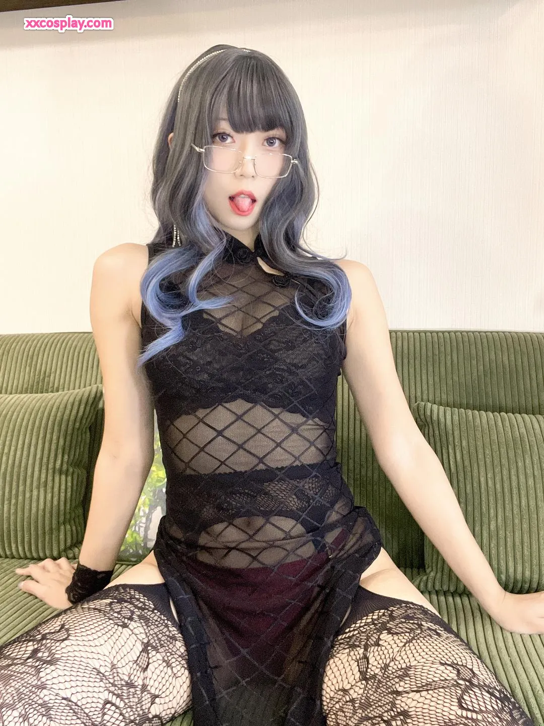 Money冷冷 in Seductive Mesh Qipao